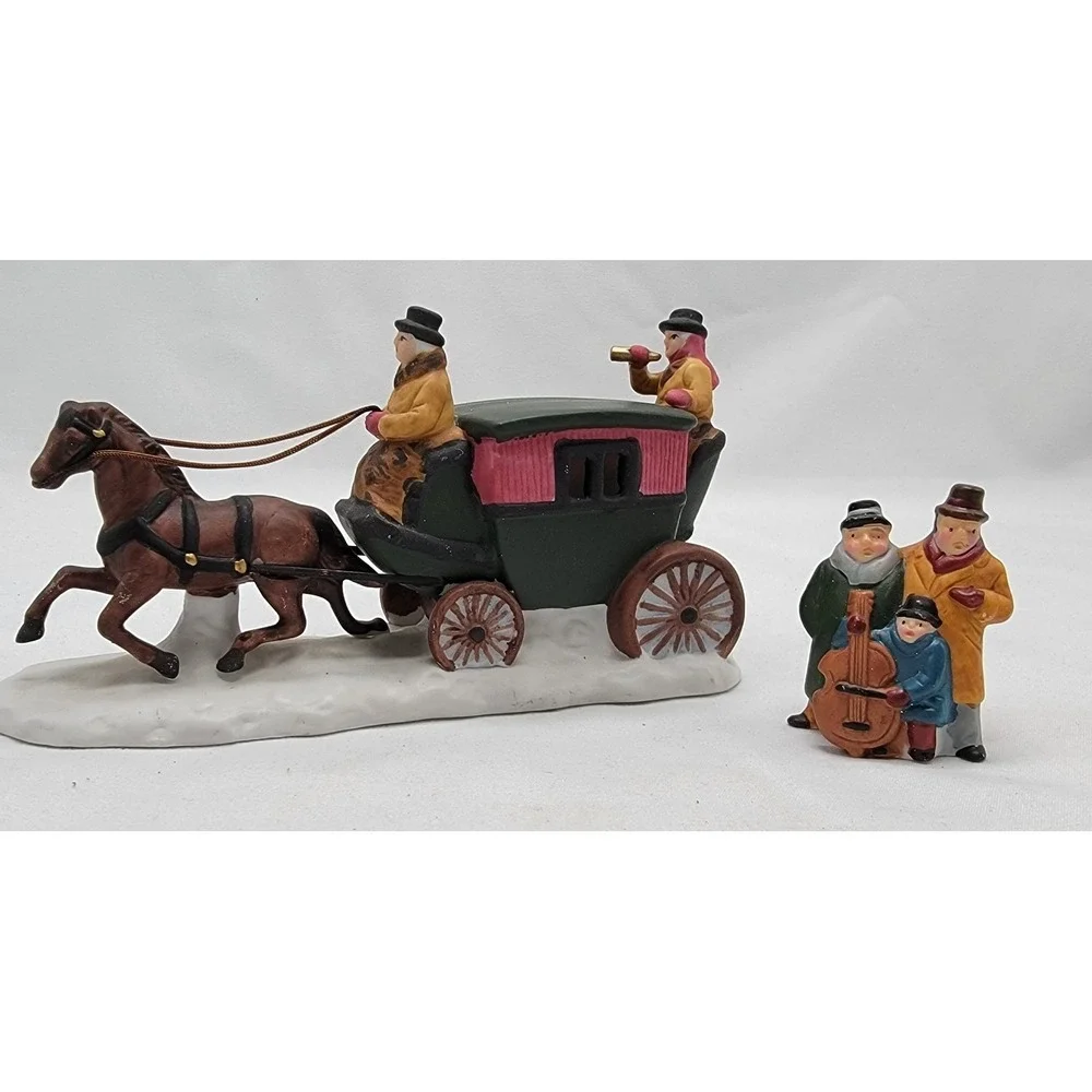 Dept 56 Dover Coach Horse/Carriage & Carolers Heritage Village Collection